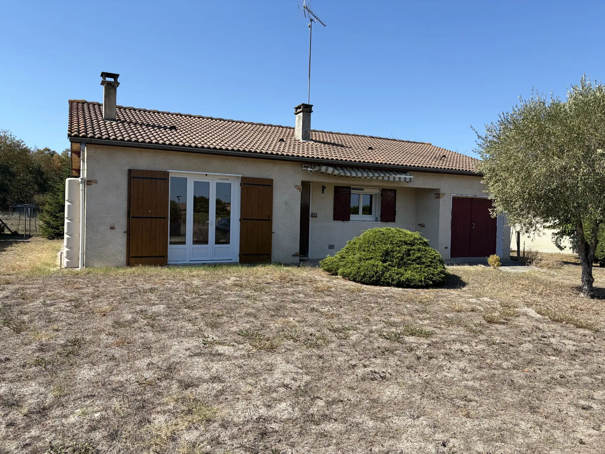 À vendre maison 90 m2 avec jardin, garage et dépendances à Langon