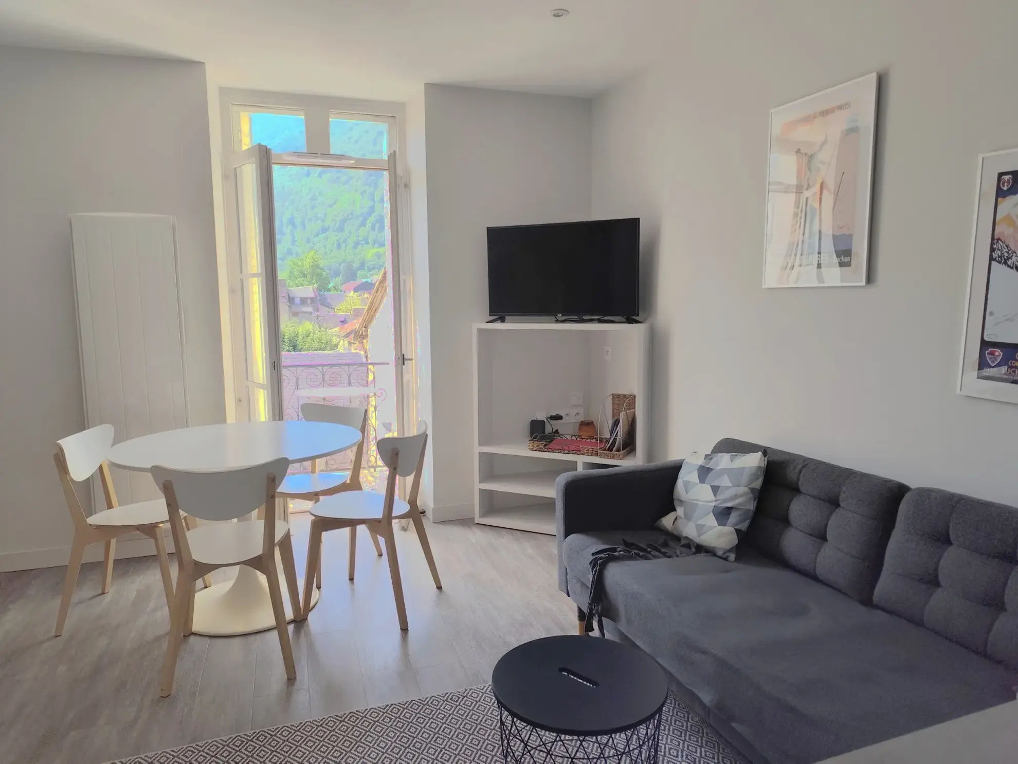 Appartement duplex T2 bis lumineux avec parking à Bagnères de Luchon