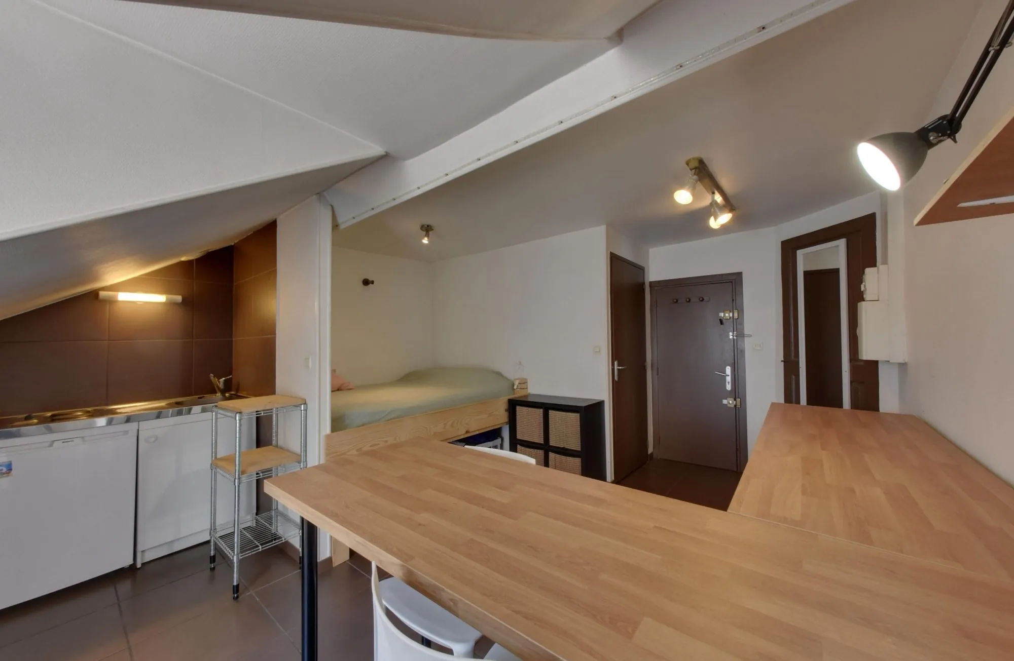 Agréable studio meublé de 17,22 m² à Grenoble Centre-ville