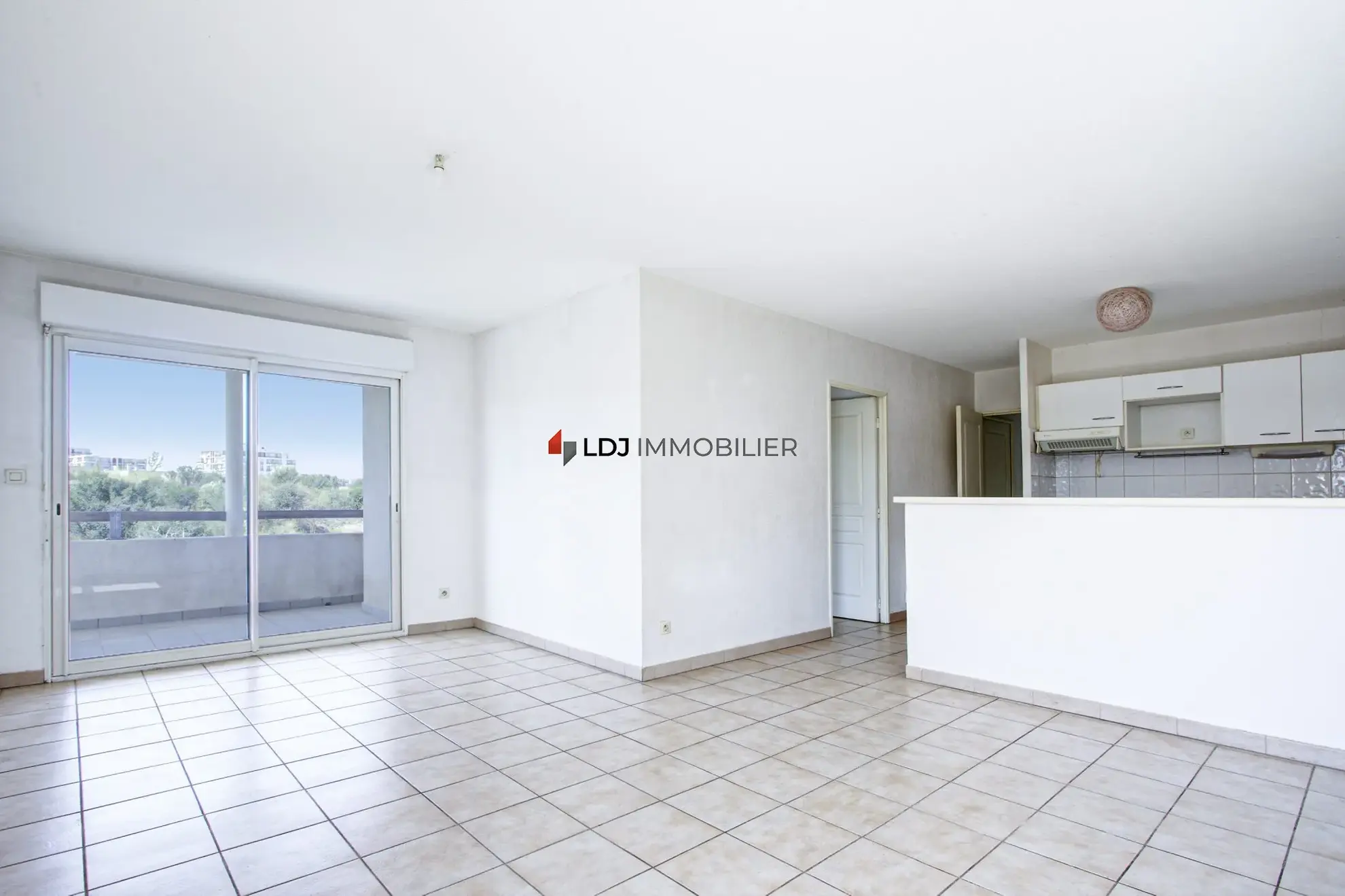 Appartement T4 de 90 m² avec terrasse sans vis-à-vis et parking à Perpignan