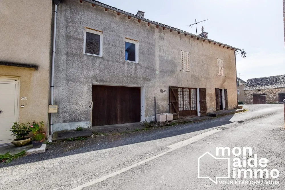 Maison à vendre à Limayrac, proche Colombiès, 98 m² à rénover avec grands jardins