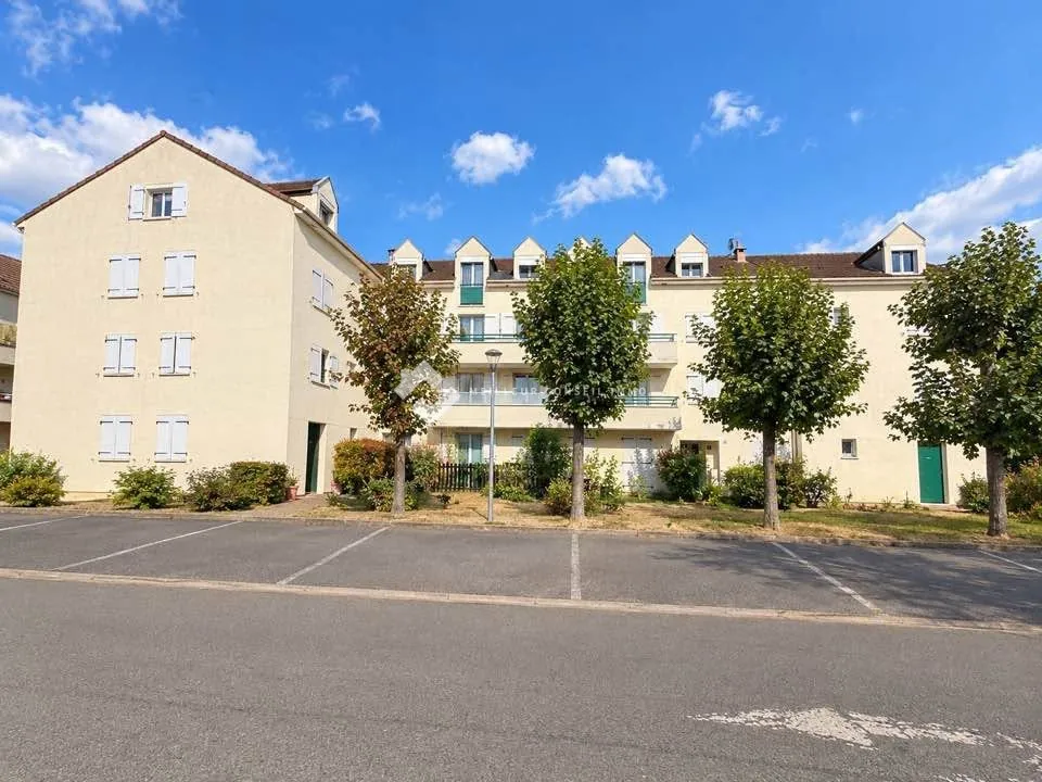 Appartement atypique de 41 m² à Vigneux-sur-Seine proche gare, parking privé