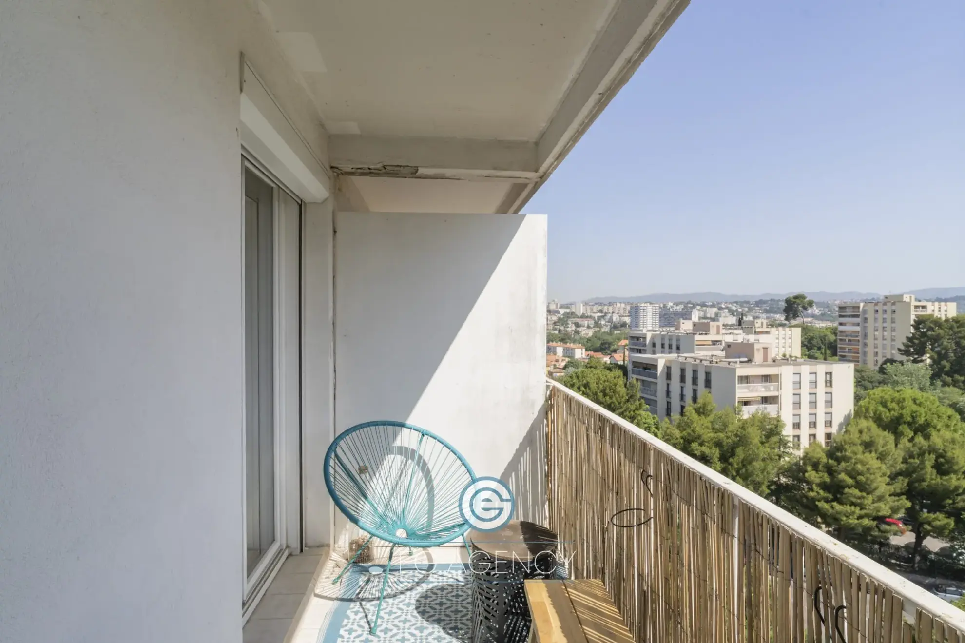 Appartement T4 de 80 m² avec balcon, cave et parking à Marseille 13010