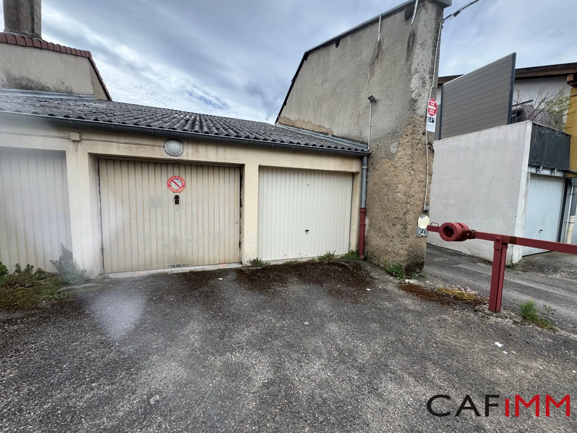 Garage aérien de 19 m² à Villeurbanne - Place Grandclément