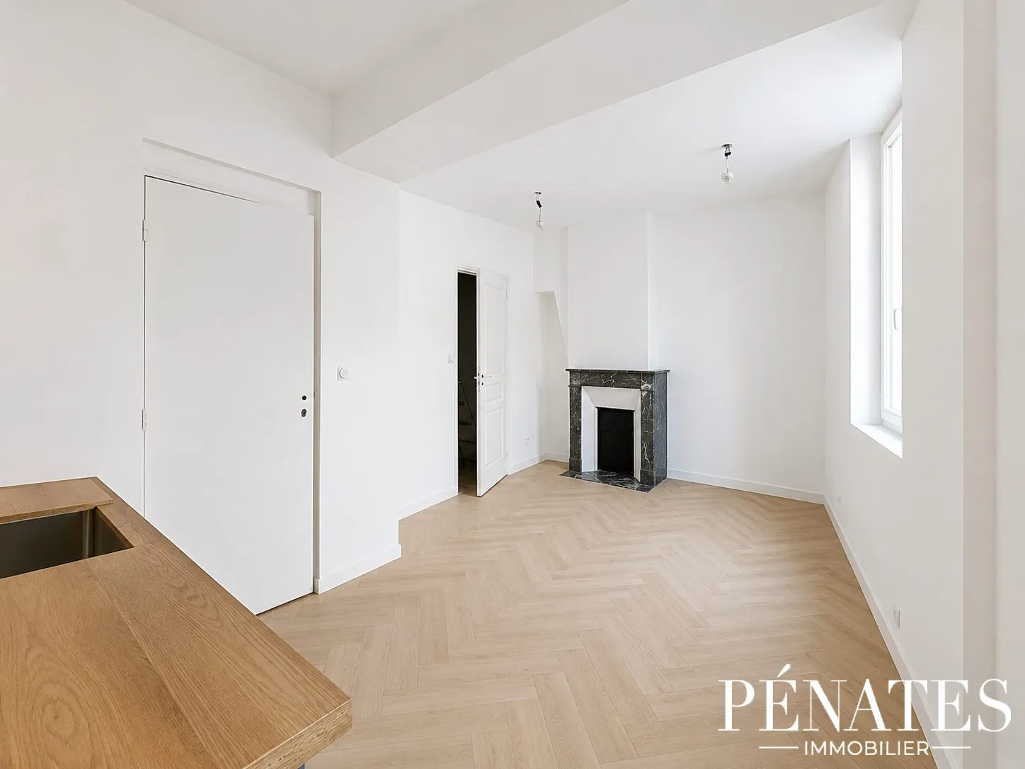 Studio rénové avec coin cuisine à Rouen, proche de la Place Beauvoisine