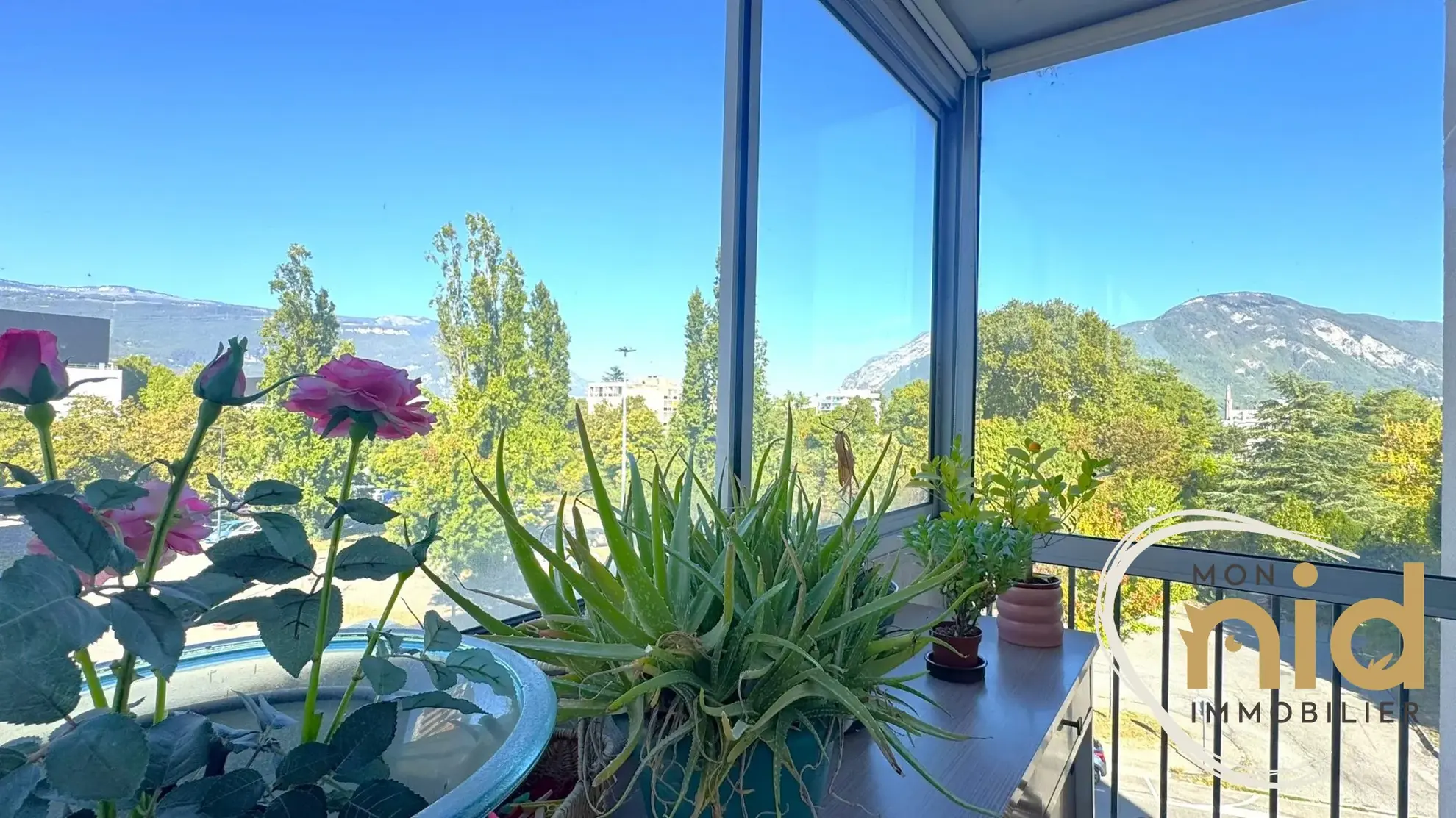 Appartement T3 à Grenoble de 70 m² avec balcon et vue montagnes, idéal investissement