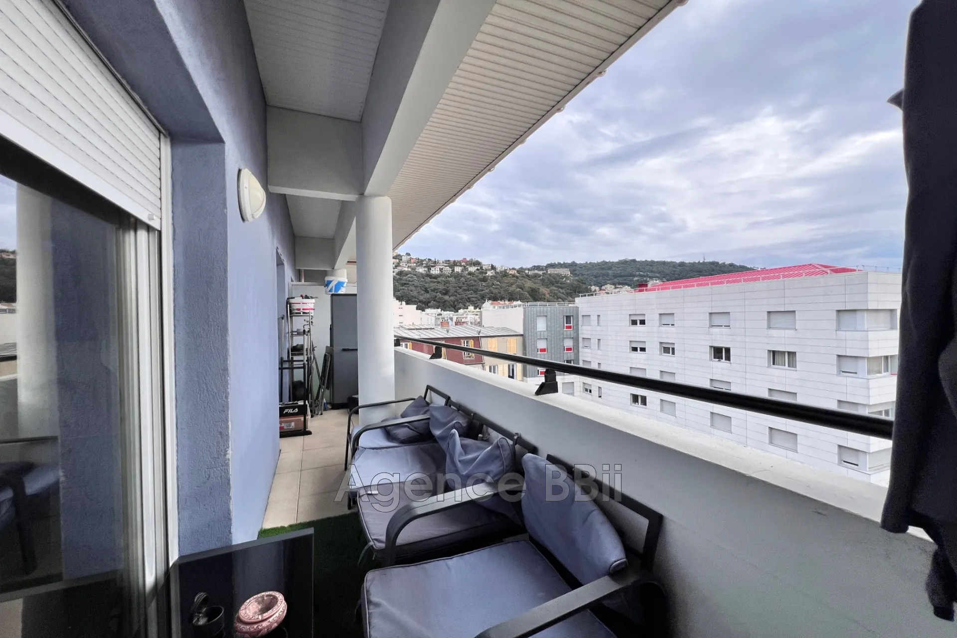 Achat appartement 2 pièces à Nice Saint-Roch - Dernier étage, terrasse, proximité tram