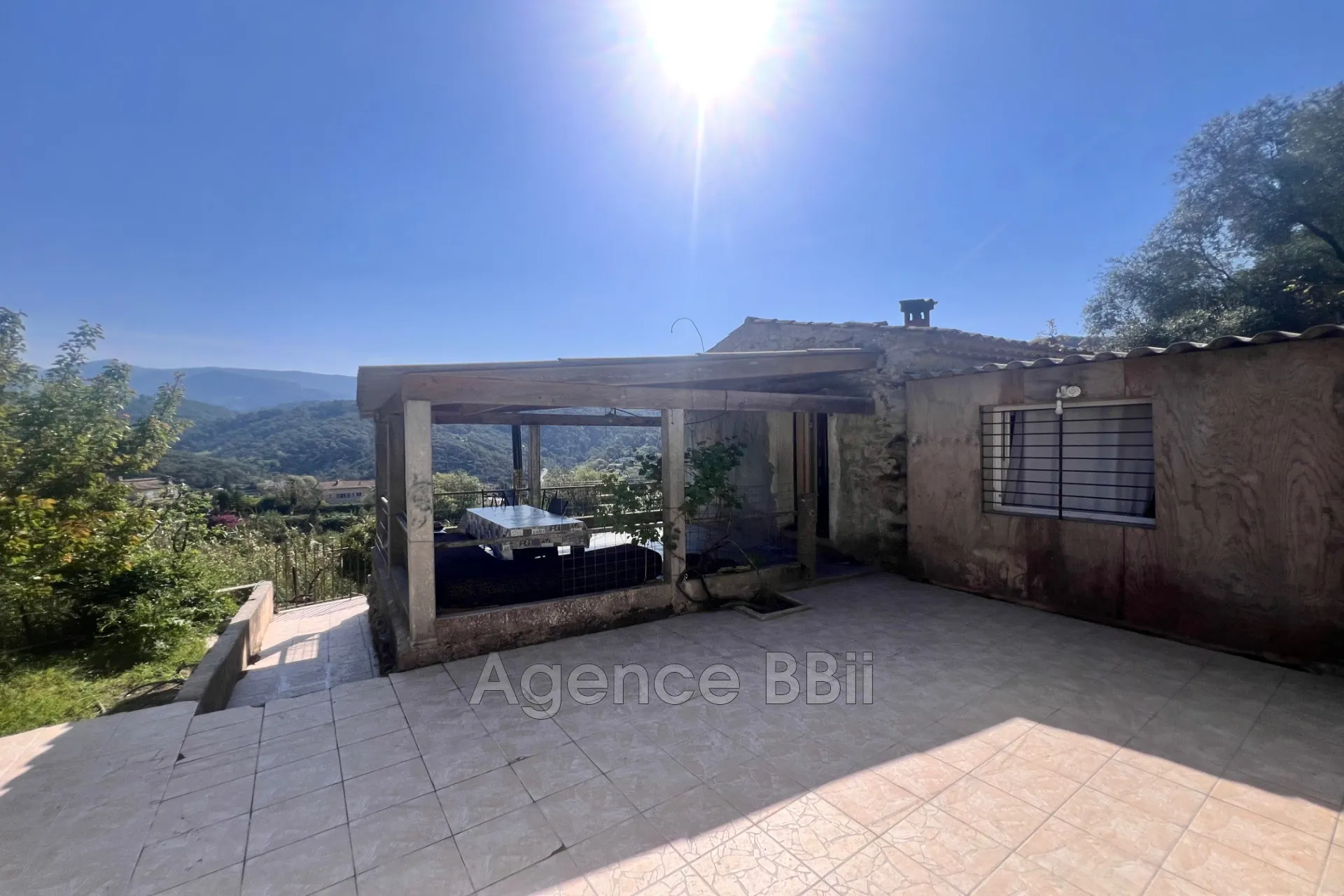 Maison individuelle à vendre à Cantarón La Bégude - 105 m², jardin, terrasse