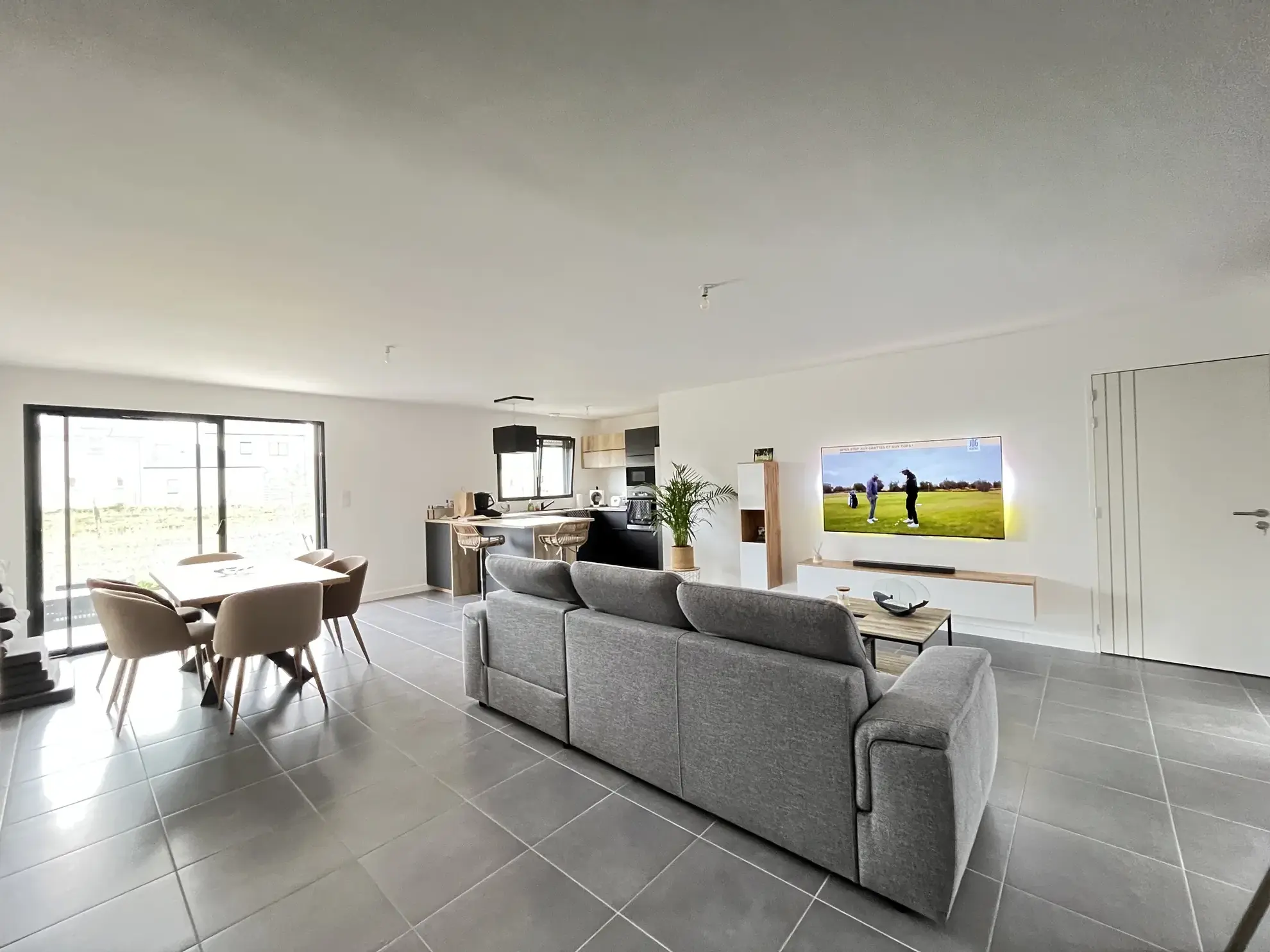 Maison neuve de plain-pied avec 2 chambres à Corzé - Construction RE2020