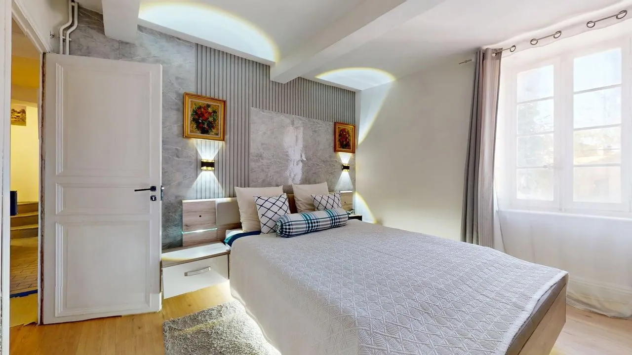 Maison de village 200 m² avec dépendance et terrasses dans l'Aude à vendre