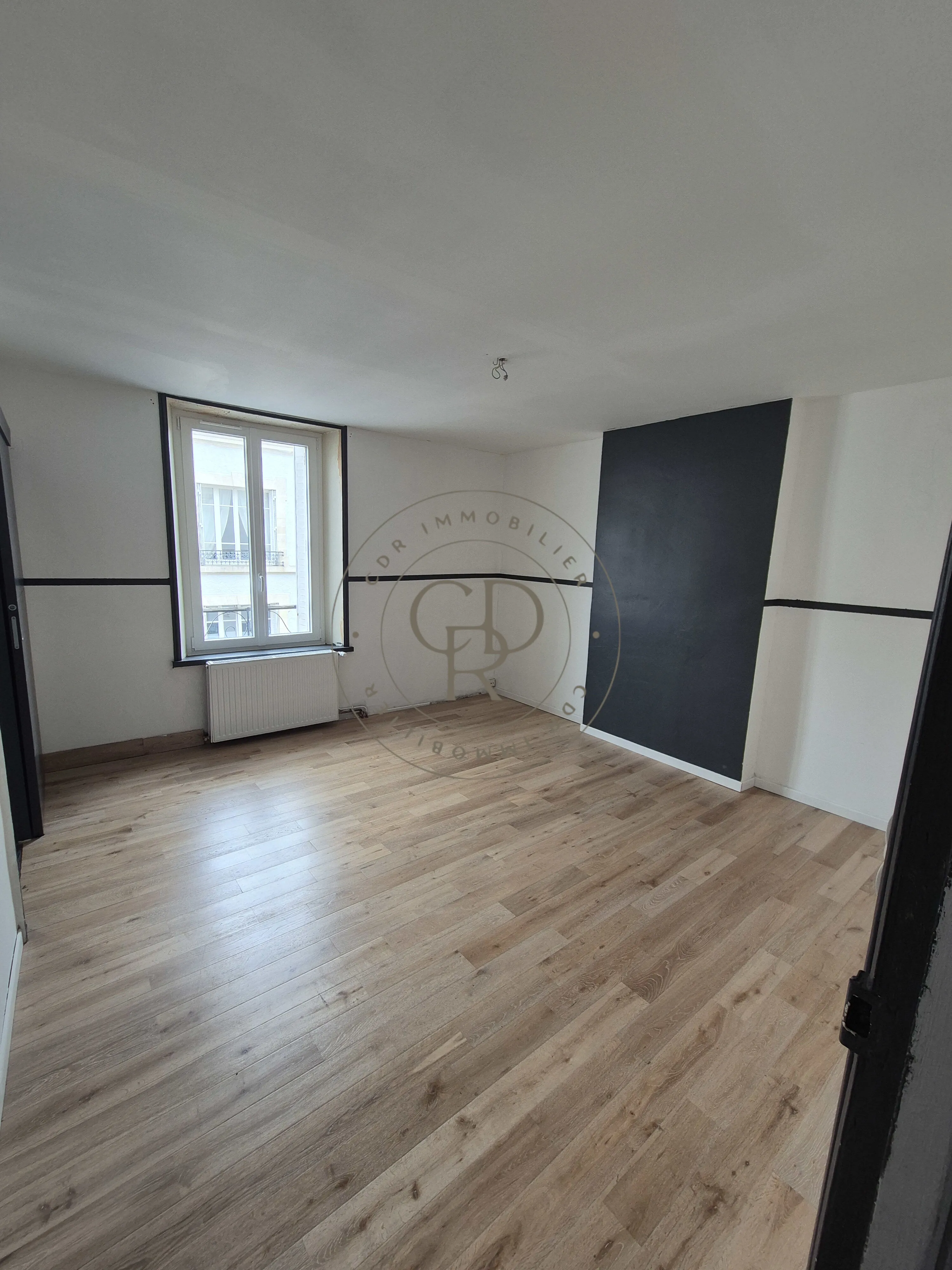 Maison de ville à Reims avec 4 chambres et charme ancien, secteur Jaurès/Cernay 