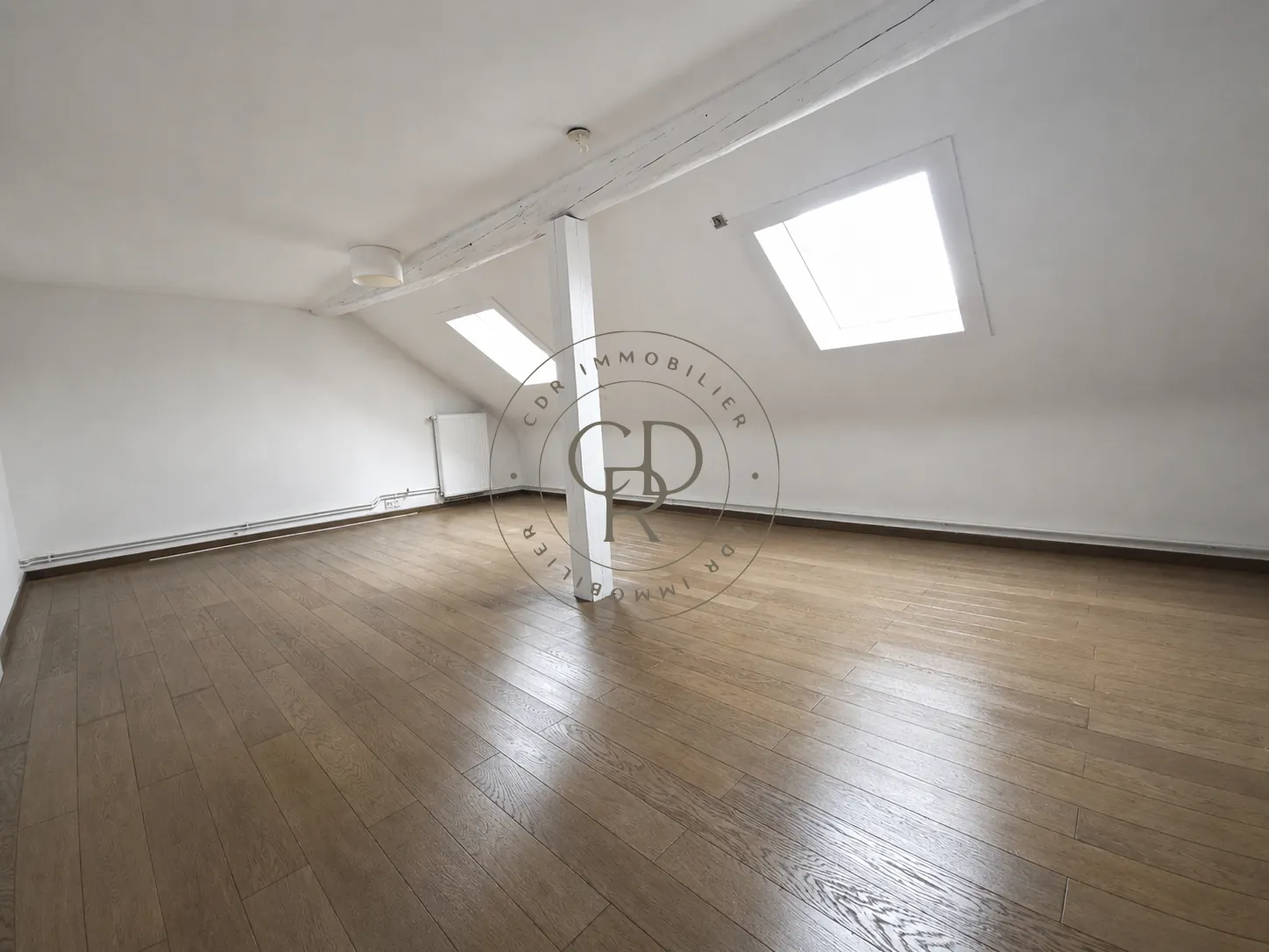 Maison de ville à Reims avec 4 chambres et charme ancien, secteur Jaurès/Cernay 