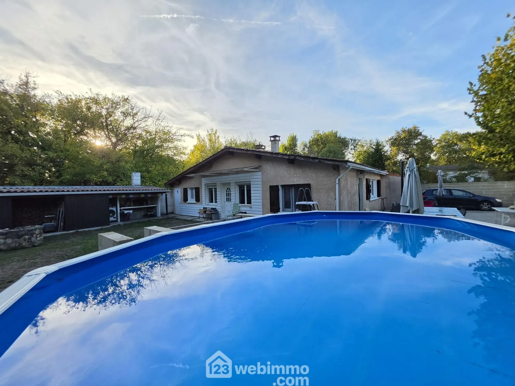 Maison avec piscine et jardin au Pian-Médoc - 2 chambres, garage, vie de plain-pied