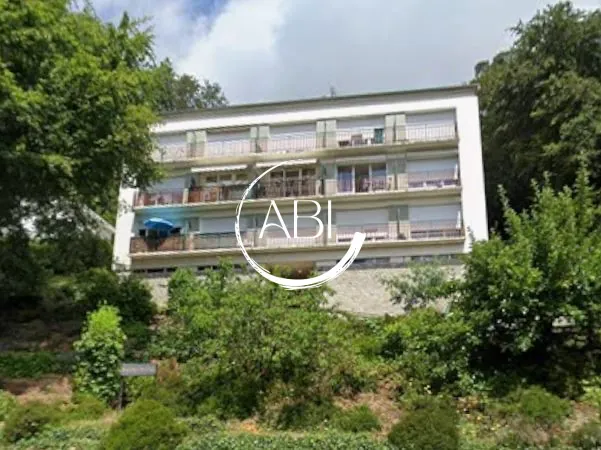 À vendre appartement T2 à Bagnoles de l'Orne Normandie avec balcon et parking privé