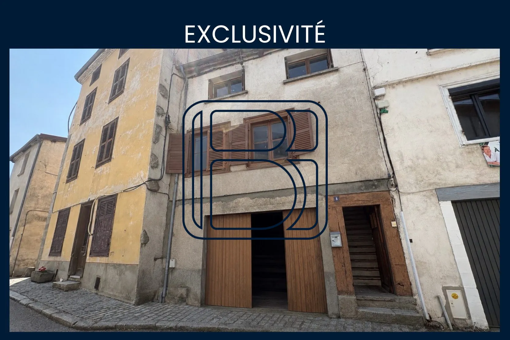 Maison à rénover avec garage en centre-ville d'Ambert