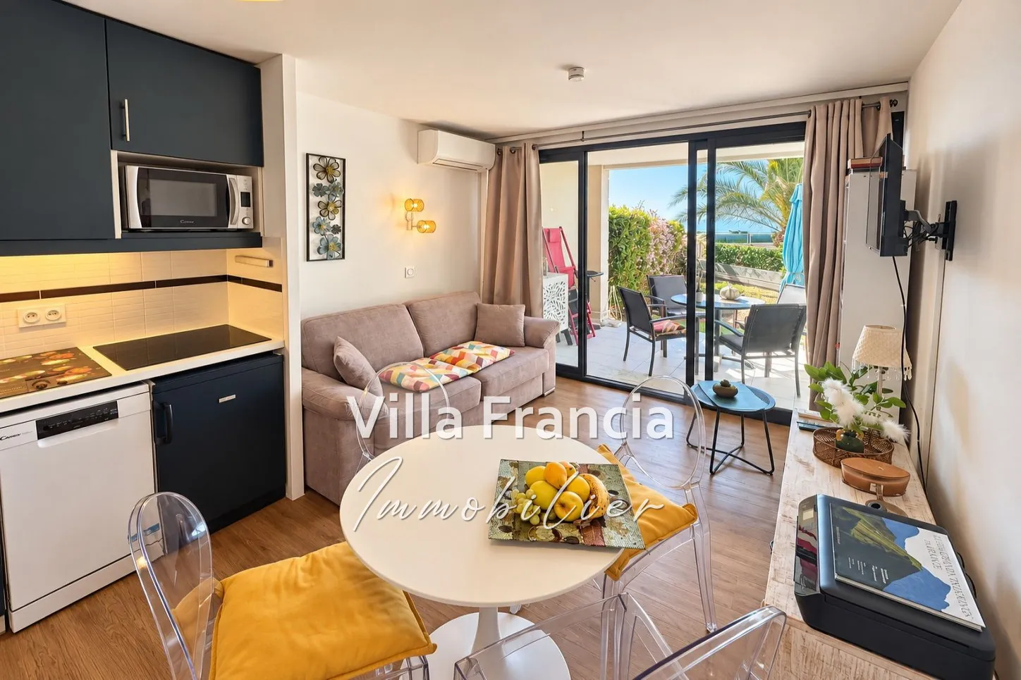 Appartement 2 pièces avec vue mer à vendre à Cannes dans la résidence Villa Francia