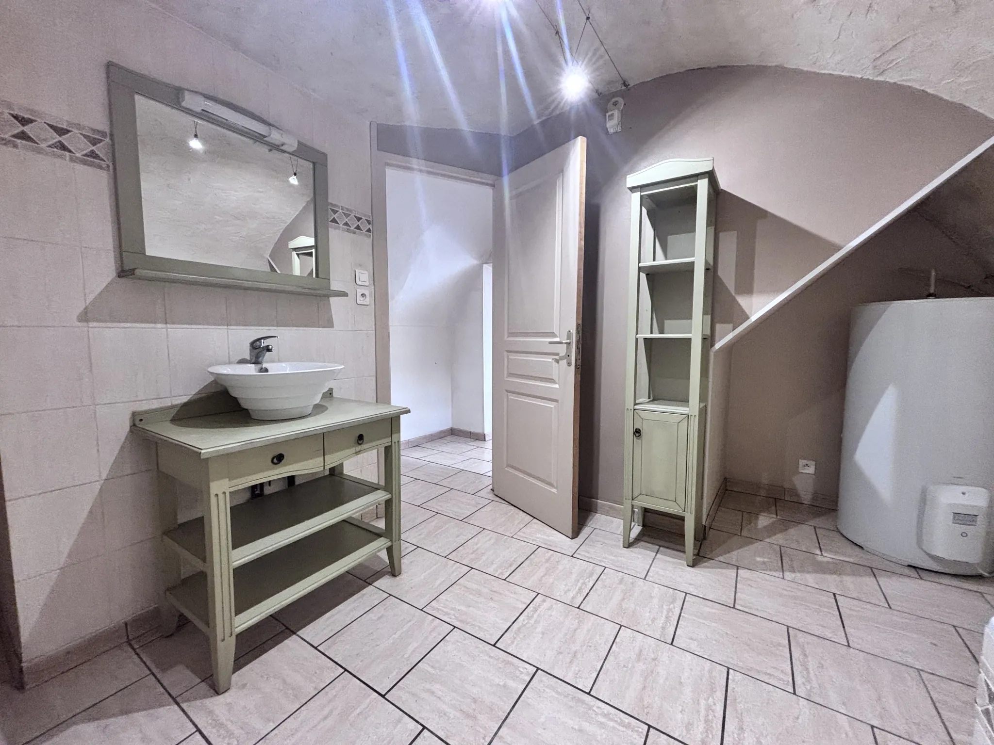 Maison 2 chambres avec bureau à vendre à Saint-Hilaire-la-Croix