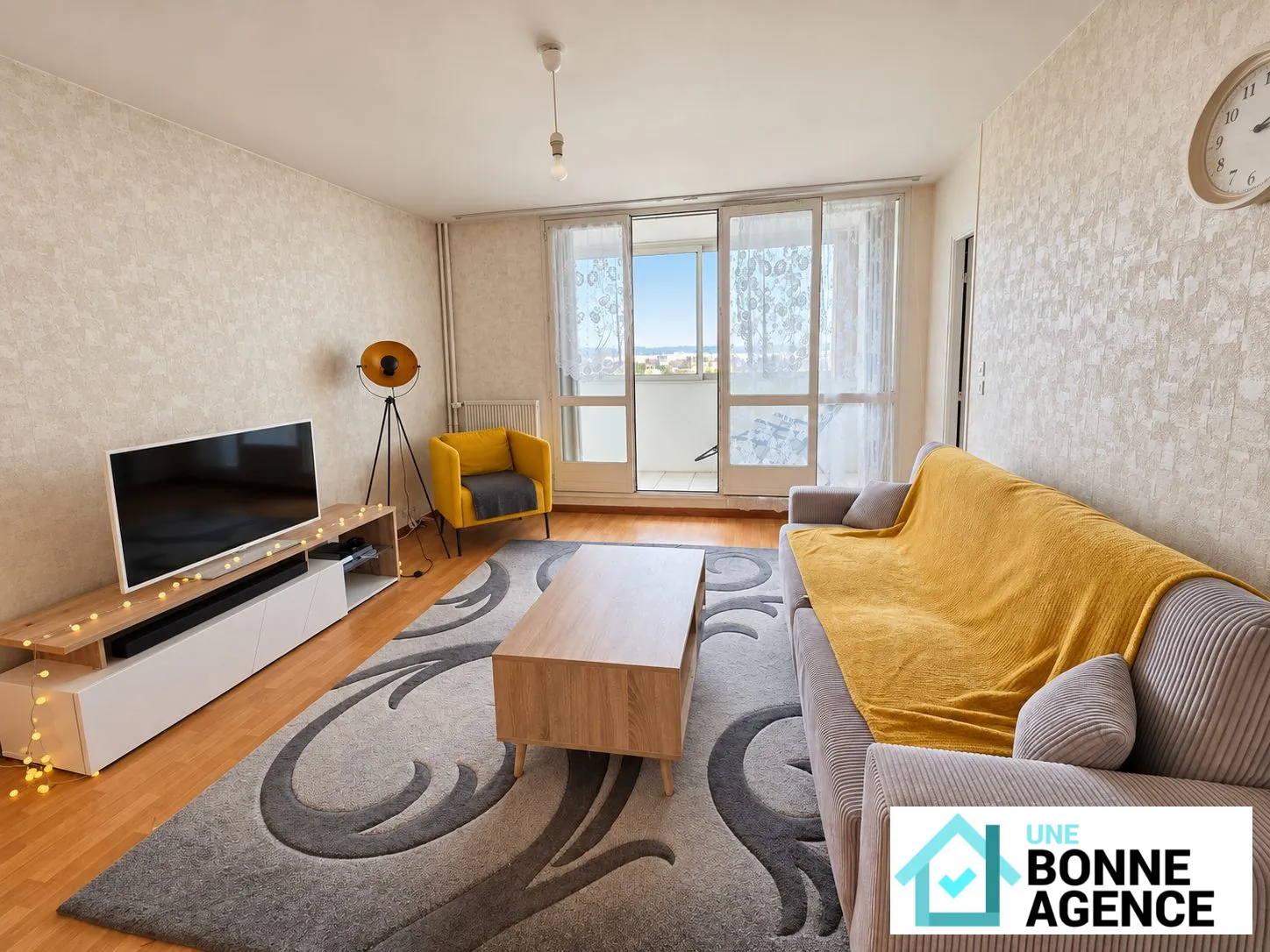 Appartement 4 pièces de 75,10 m² avec loggia et cave à Saint-Pierre-des-Corps