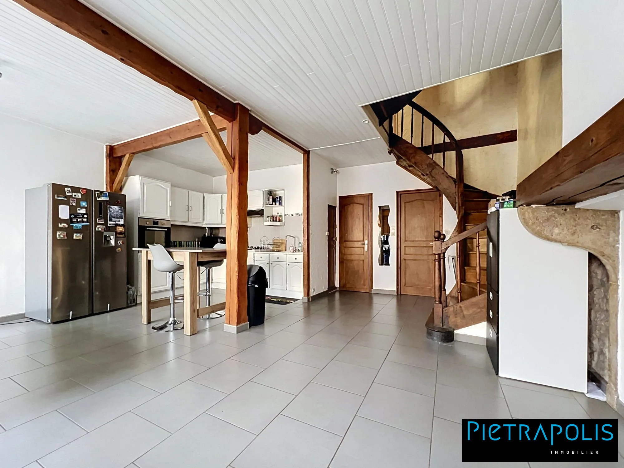 Maison de village avec terrain à Neuville-sur-Ain – 125 m², 3 chambres