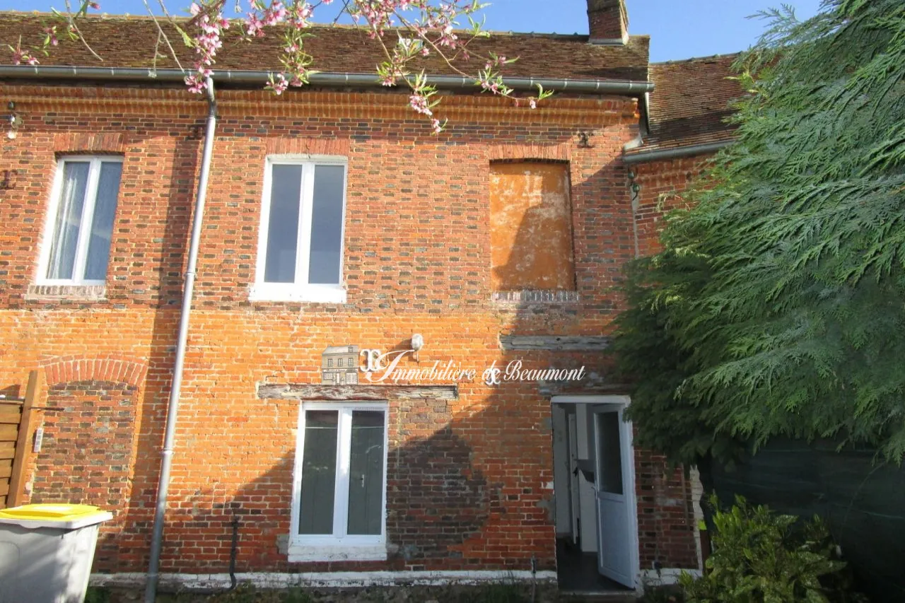 Achat maison de ville en briques de 35 m² avec jardin à La Barre en Ouche