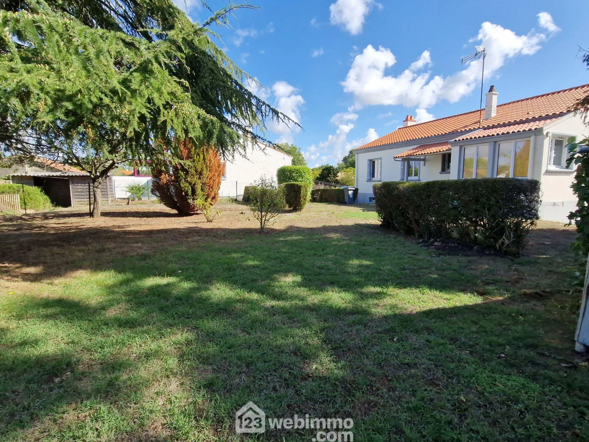 Maison à rénover de 96m² avec jardin à Aizenay - Proche commodités