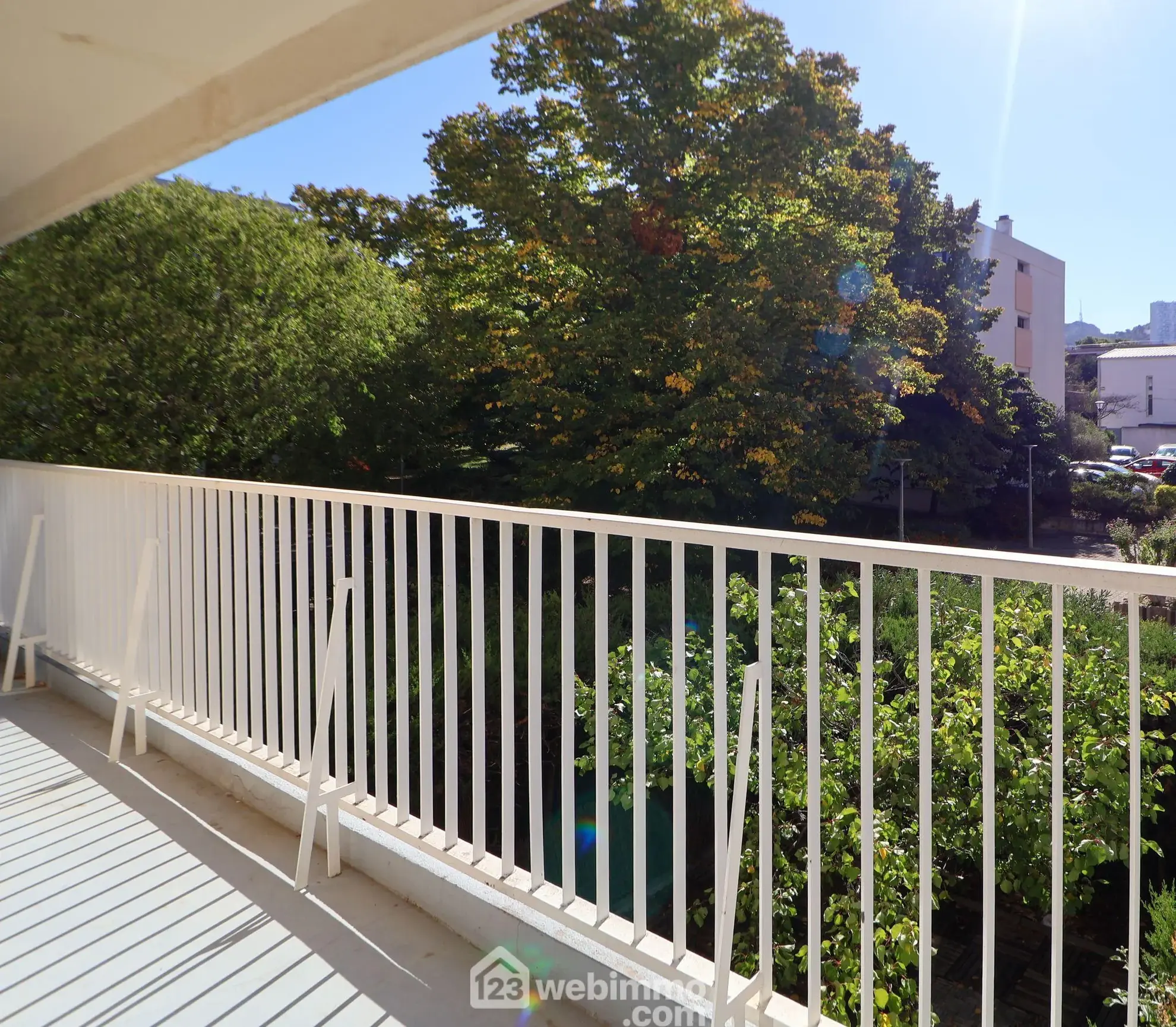 Appartement de 76 m² avec 2 chambres et parking à Marseille