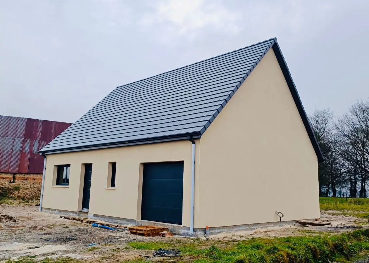 Maison neuve à Démuin - 3 chambres, garage, conformité RE2020