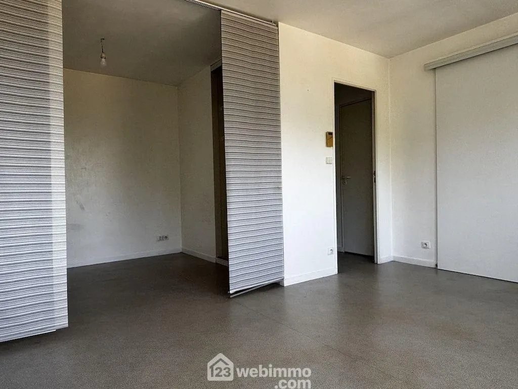 Appartement T1 bis de 32 m² à vendre à Poitiers, calme et proche commodités