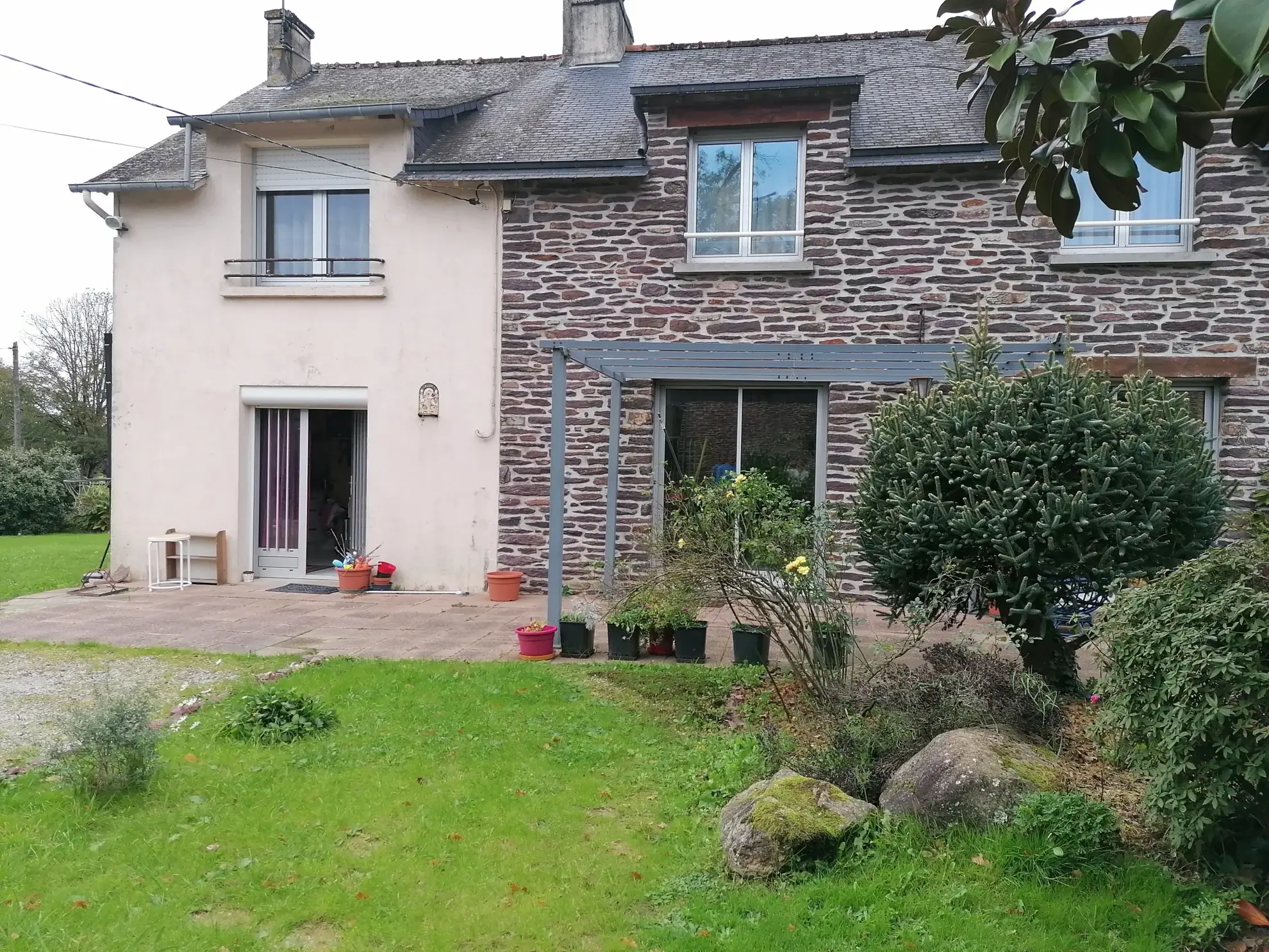 Maison 140 m² avec terrain arboré à Campenéac - 5 chambres