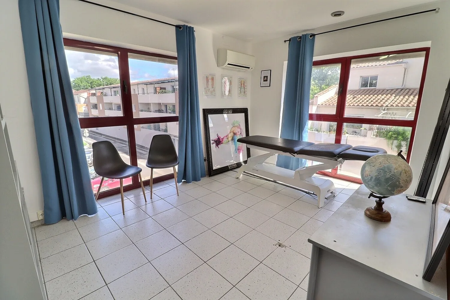 Bureau commercial à vendre à Clermont l'Hérault – 48 m², parking et climatisation