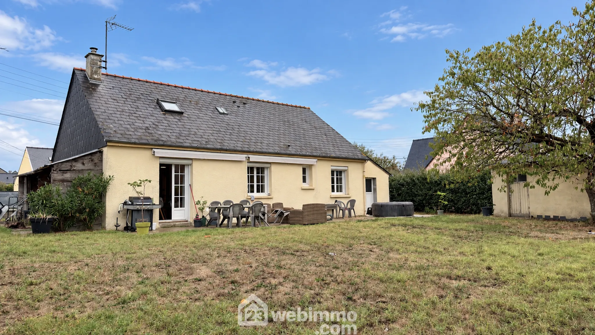 Belle maison de 91 m² à Sermaise avec jardin clos et garage