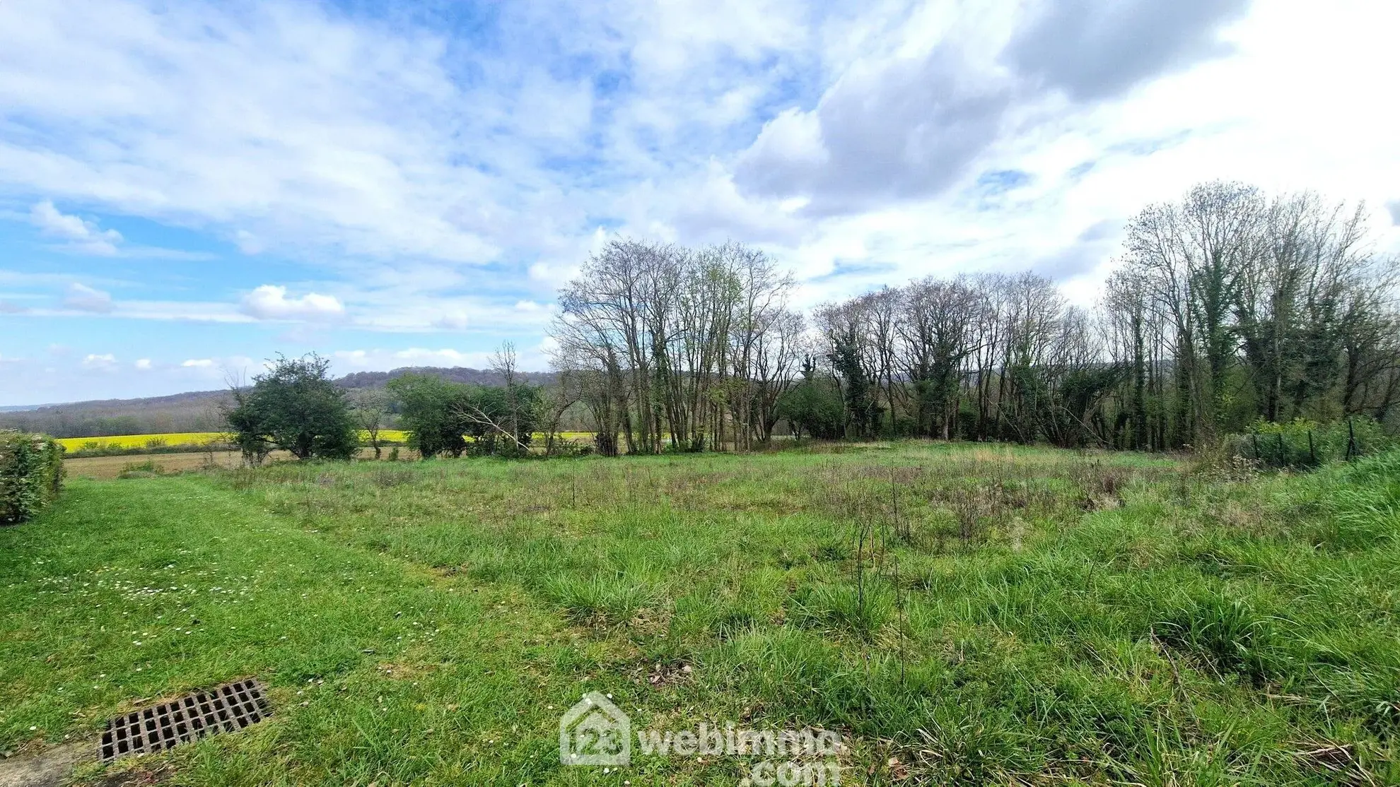 Terrain à bâtir de 1149 m² à Chamouille - Libre de constructeur