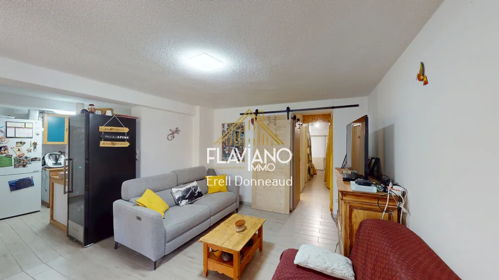 Appartement T2 rénové de 64,7 m² à Pra-loup, station de ski