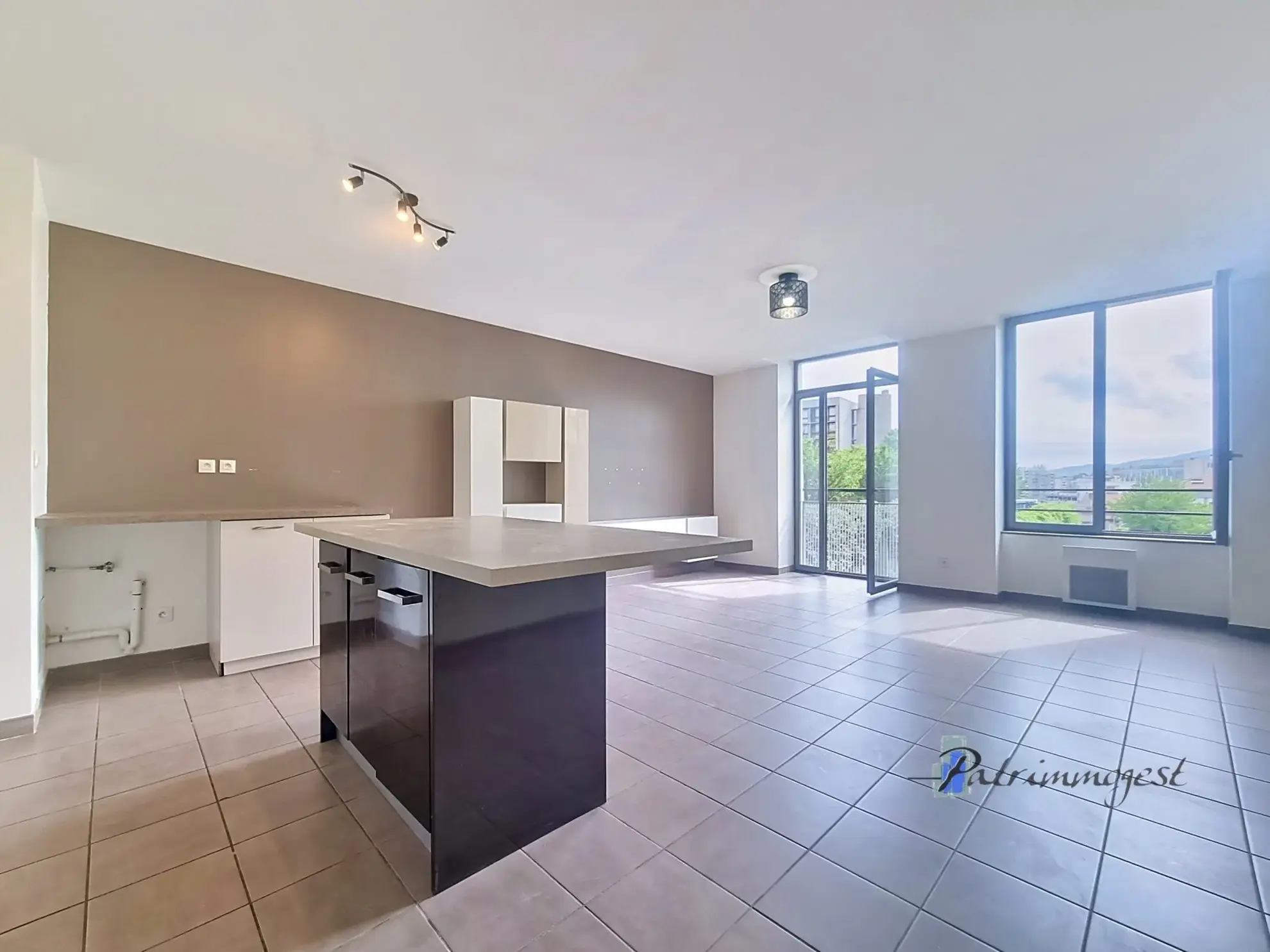 Appartement T3 à vendre à Saint-Étienne, centre-ville, 70 m², avec garage et parking