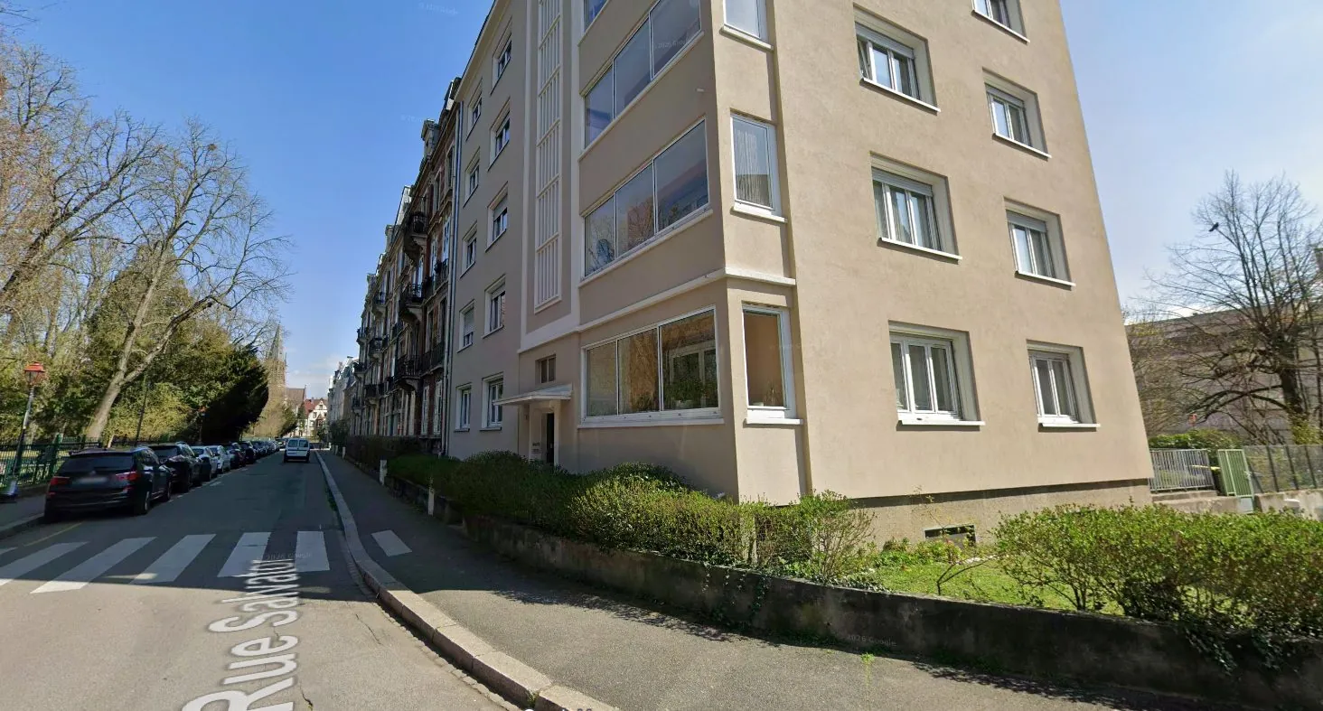 Place de parking souterraine sécurisée à Mulhouse - 10 m²
