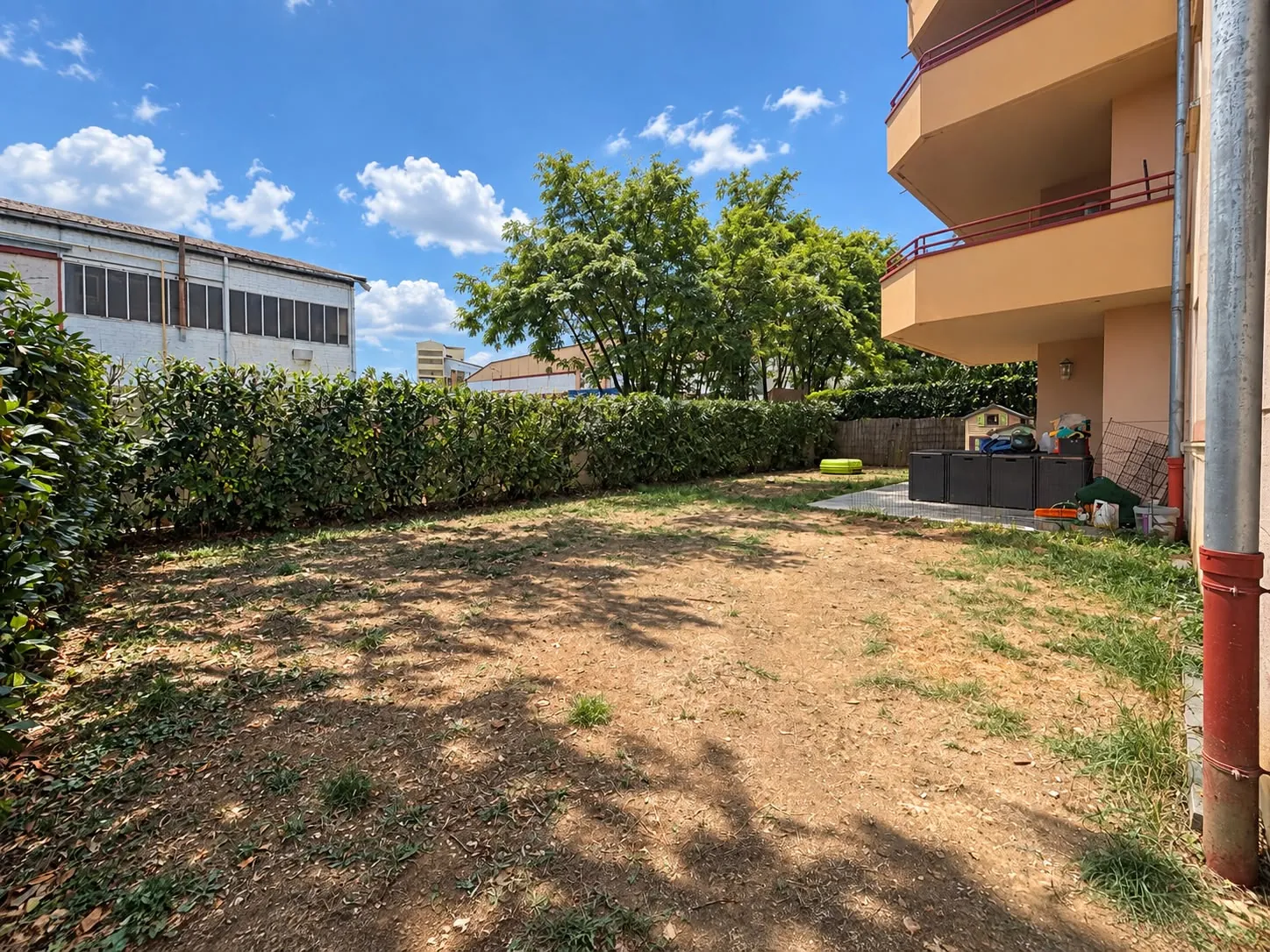 Appartement 3 pièces rénové avec jardin privé à Clouange