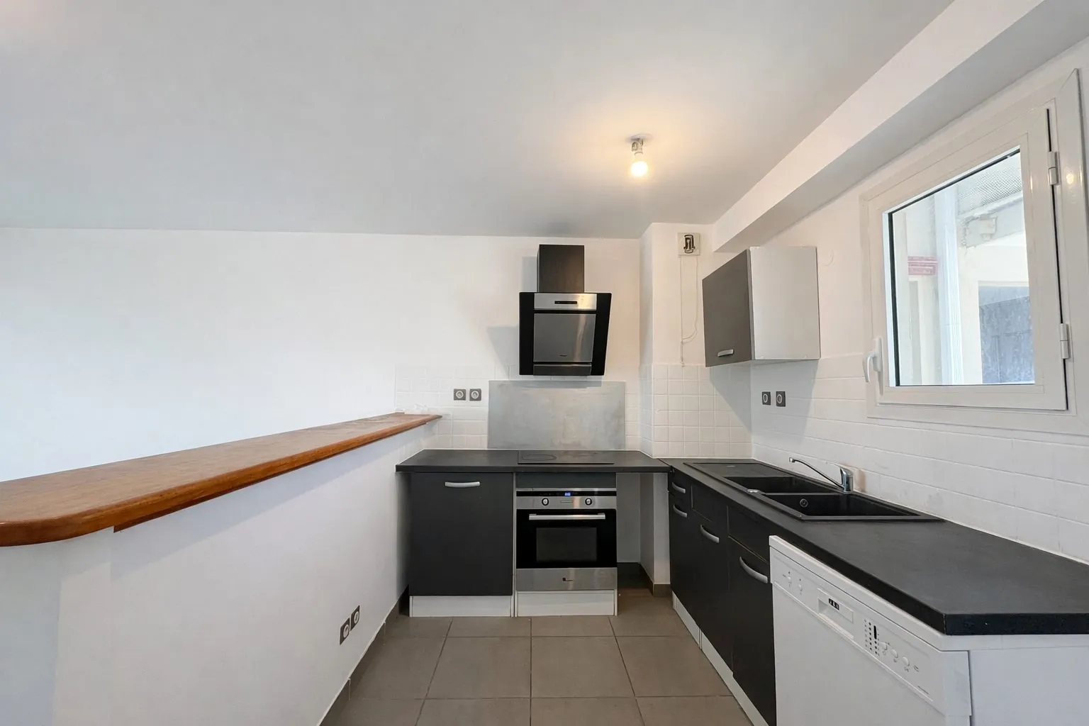 Achat Appartement T3 avec varangue à Saint-Benoît - Idéal résidence ou investissement
