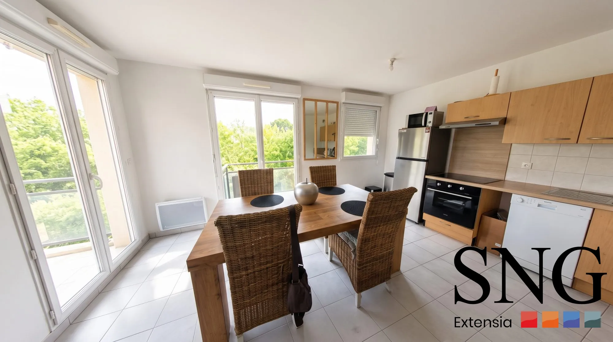 Vente appartement T3 lumineux avec deux balcons et deux parkings à Avion