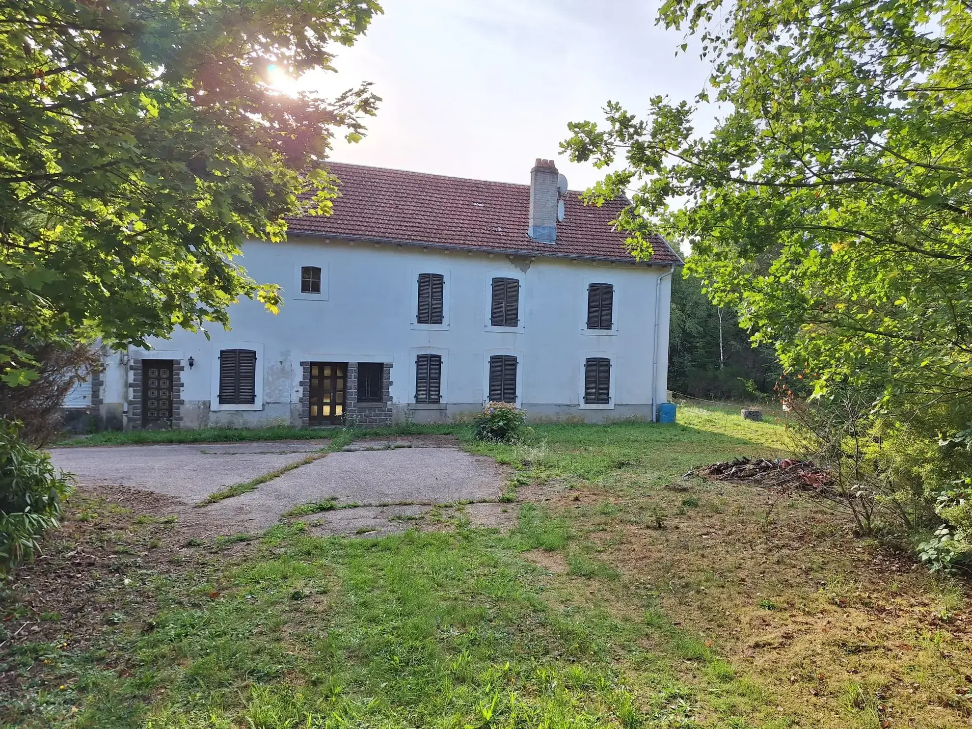 3 Maison à rénover à Senones avec grand terrain et fort potentiel dans les Vosges