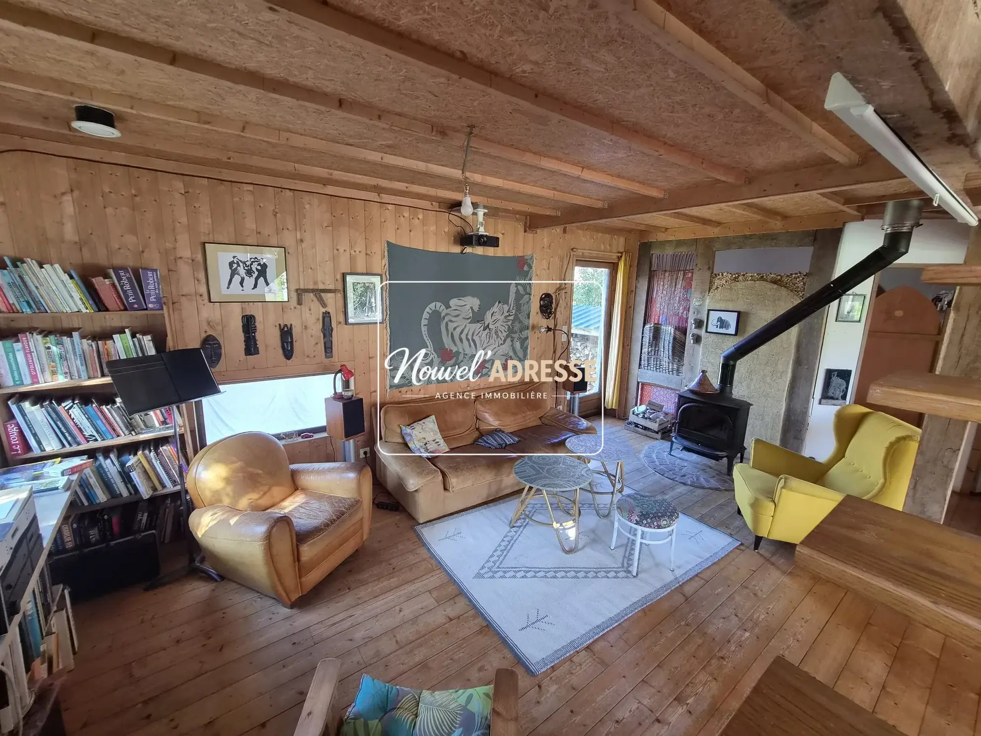 Maison à vendre à Les Portes du Coglais avec grand jardin et 4 chambres