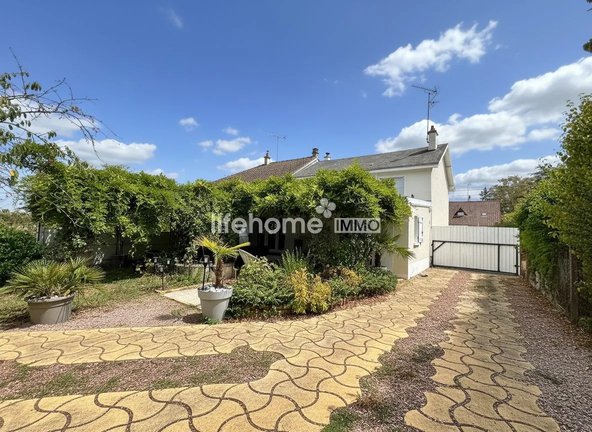 Maison à vendre à Saint-Maur près de Châteauroux - 128 m² avec jardin et garage