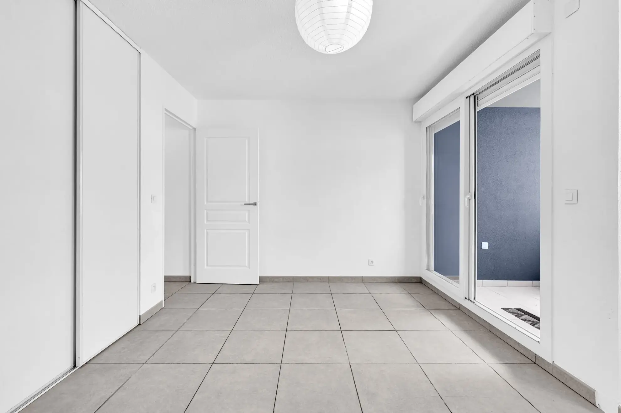 Studio à Nice Riquier/Port de 24 m², Dernier Étage avec Terrasse