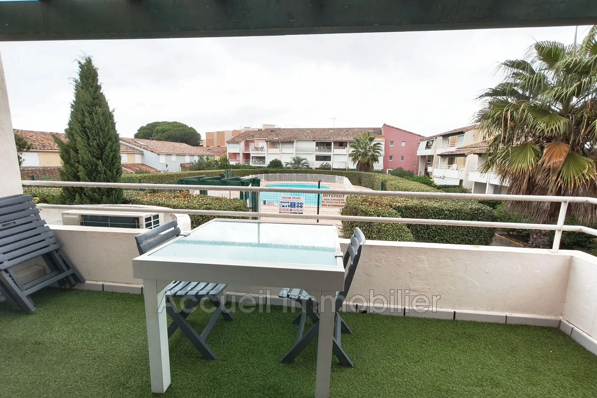 Appartement 2 pièces avec terrasse, piscine et parking à Le Grau du Roi