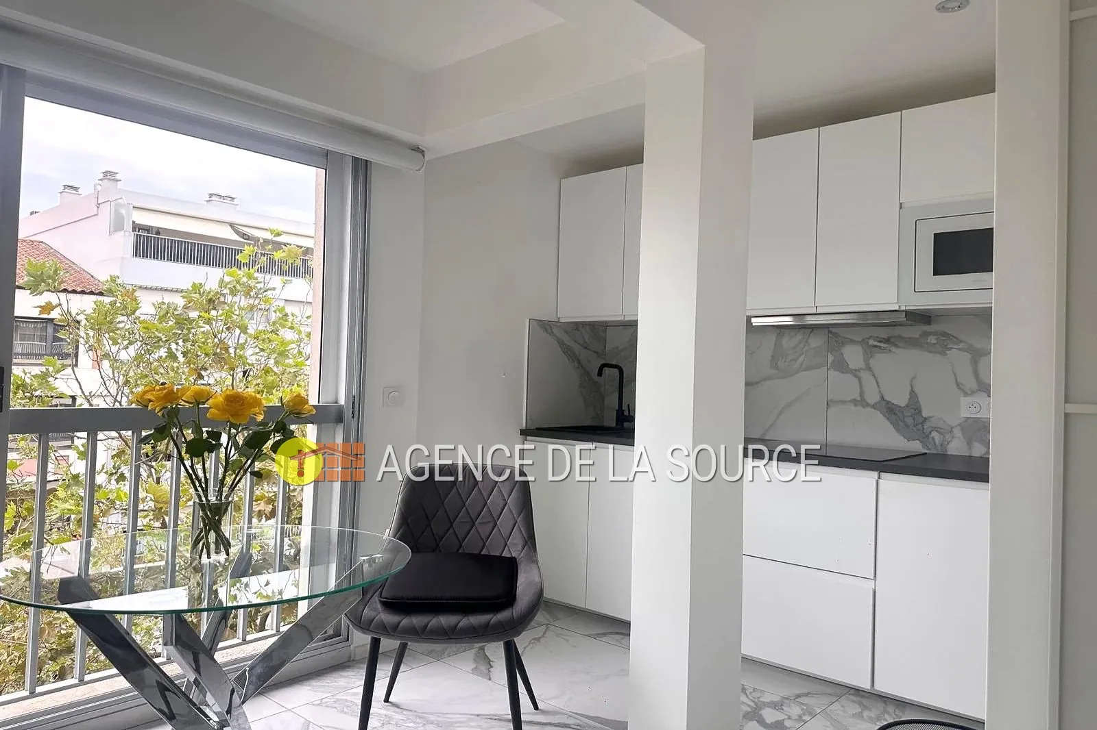 Grand studio à Cannes, idéal investisseur ou première acquisition, proche centre-ville et gare