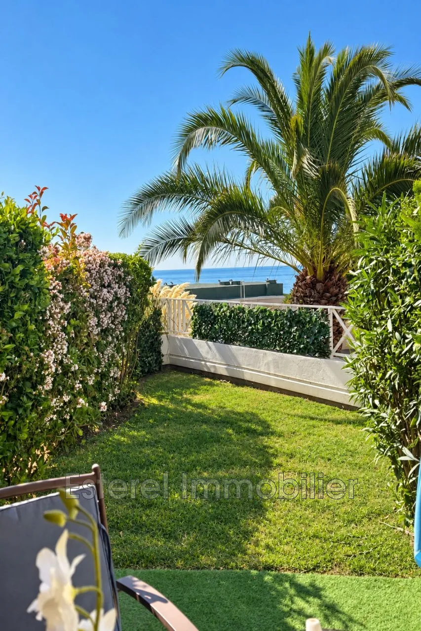 Appartement 2 pièces en vente avec vue mer à Cannes, résidence Villa Francia