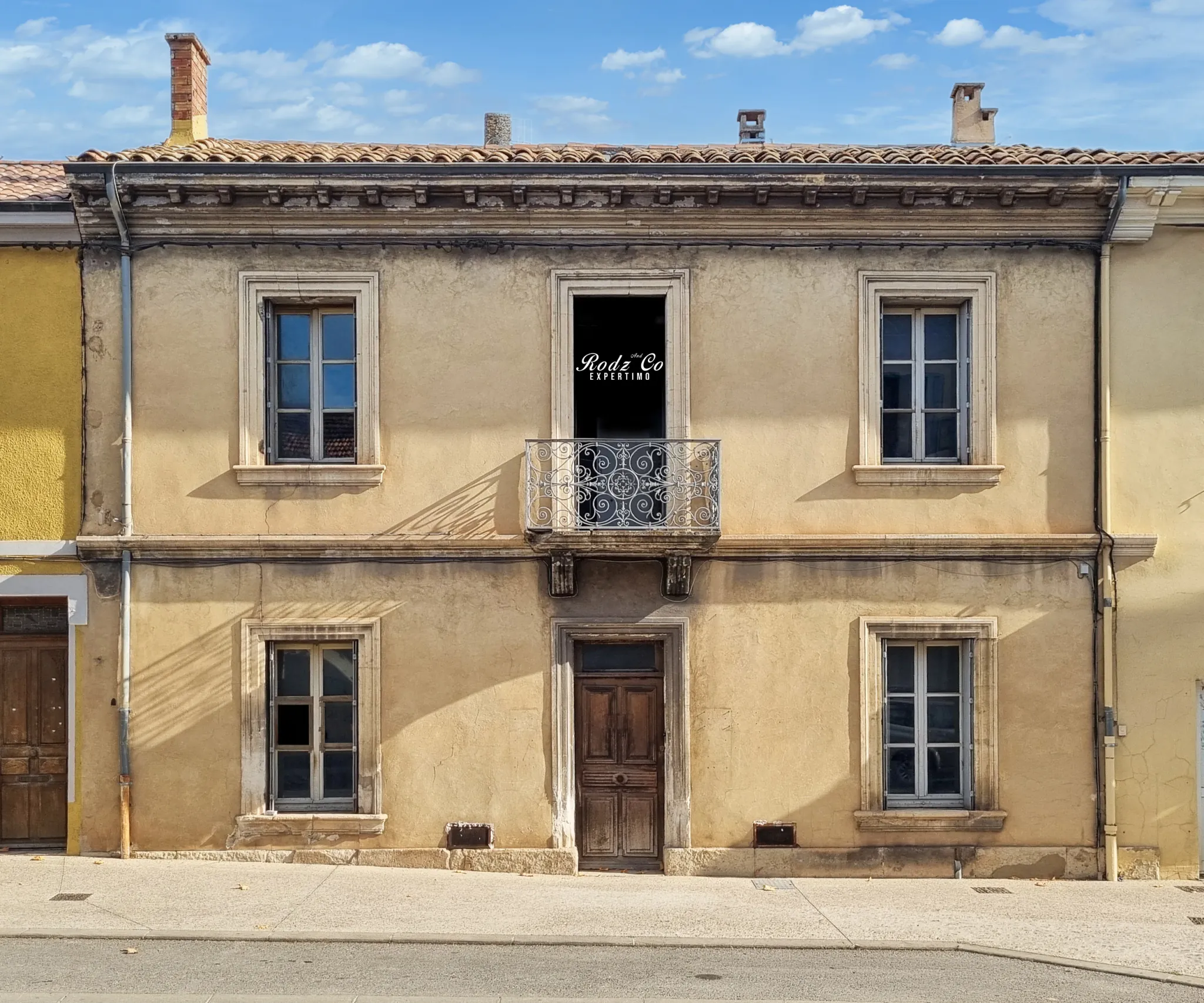 Maison de caractère à rénover à Apt, dans le Luberon, avec 2 chambres et balcon