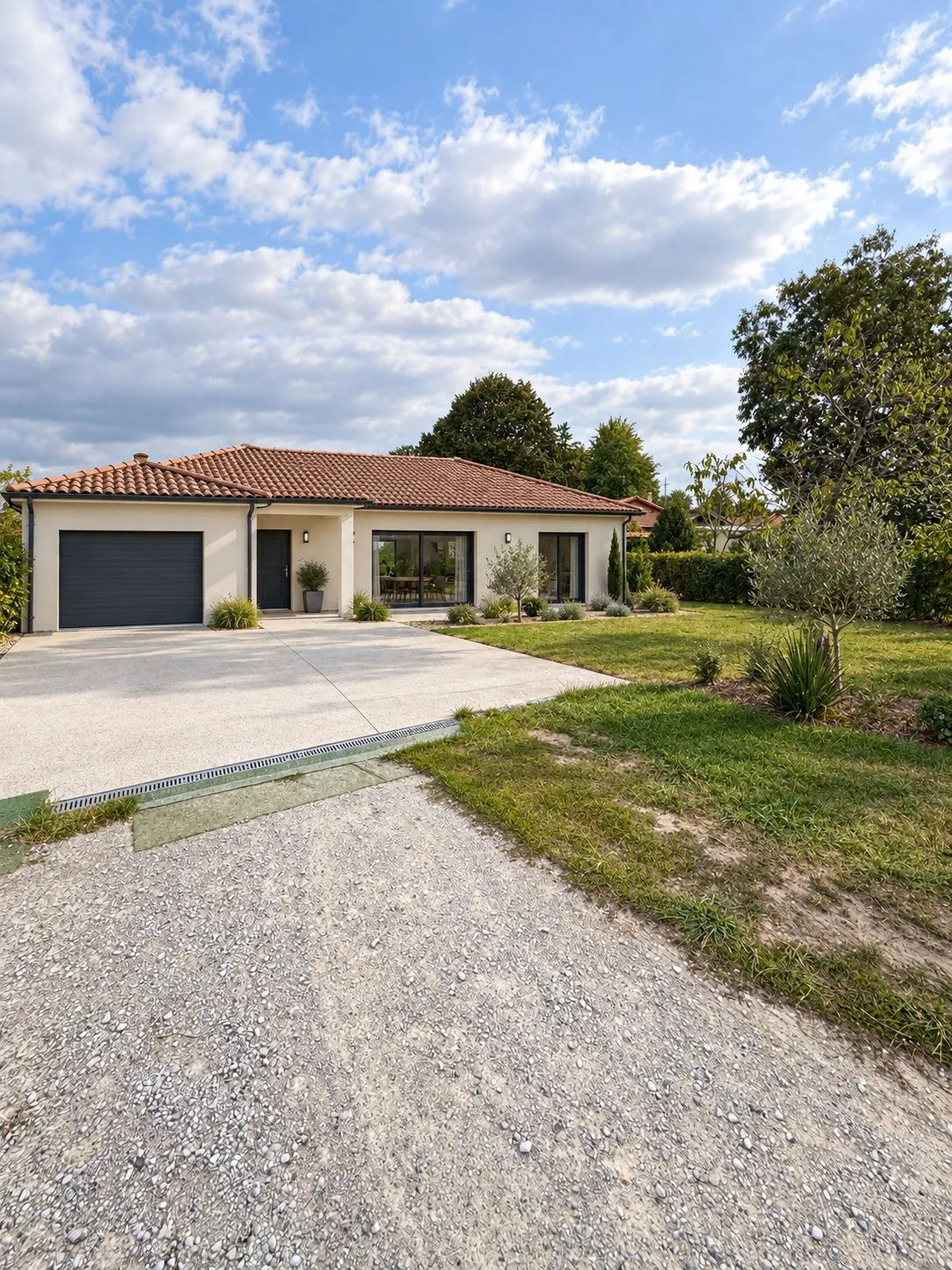 Terrain de 350 m² à Narrosse Non Viabilisé Zone UC - Prix attractif