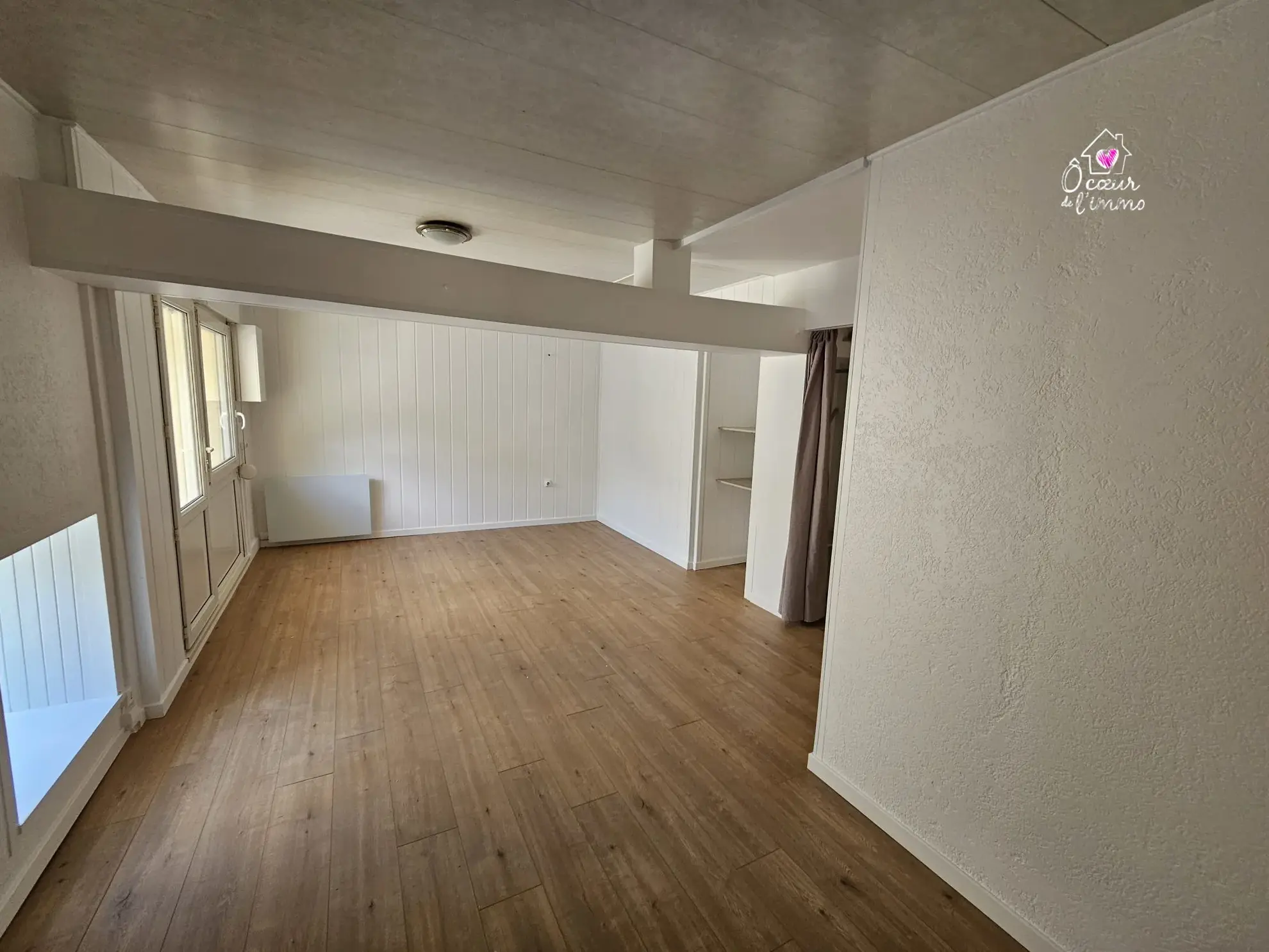 Ensemble immobilier de plain-pied à Vendre à Trémentines - Investissement ou Résidence