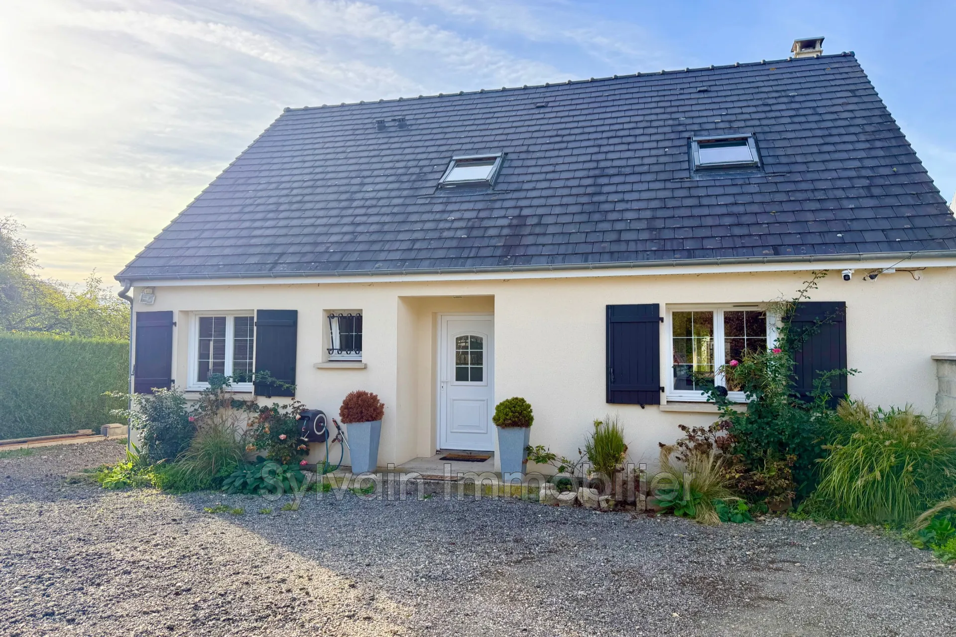 Maison individuelle 94 m² avec jardin et garage à Grandvilliers