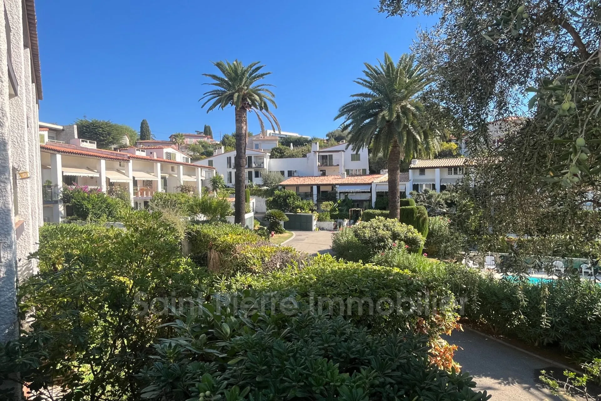 Studio avec jardin, piscine et parking à Cagnes-sur-Mer